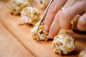 grape cheese balls
